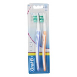 Oral B Toothbrush Twin Medium